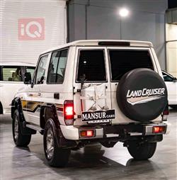 Toyota Land Cruiser 70